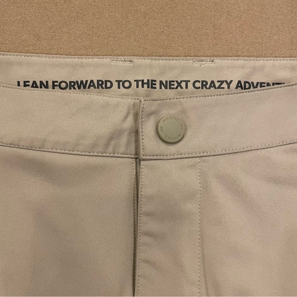 Rhône Men’s Commuter 11” Inseam Khaki Shorts Size 38 - Picture 4 of 14
